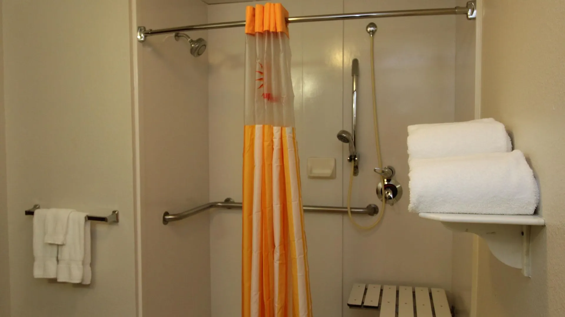 La Quinta By Wyndham St. Pete-Clearwater Airport Hotel 3*, Clearwater