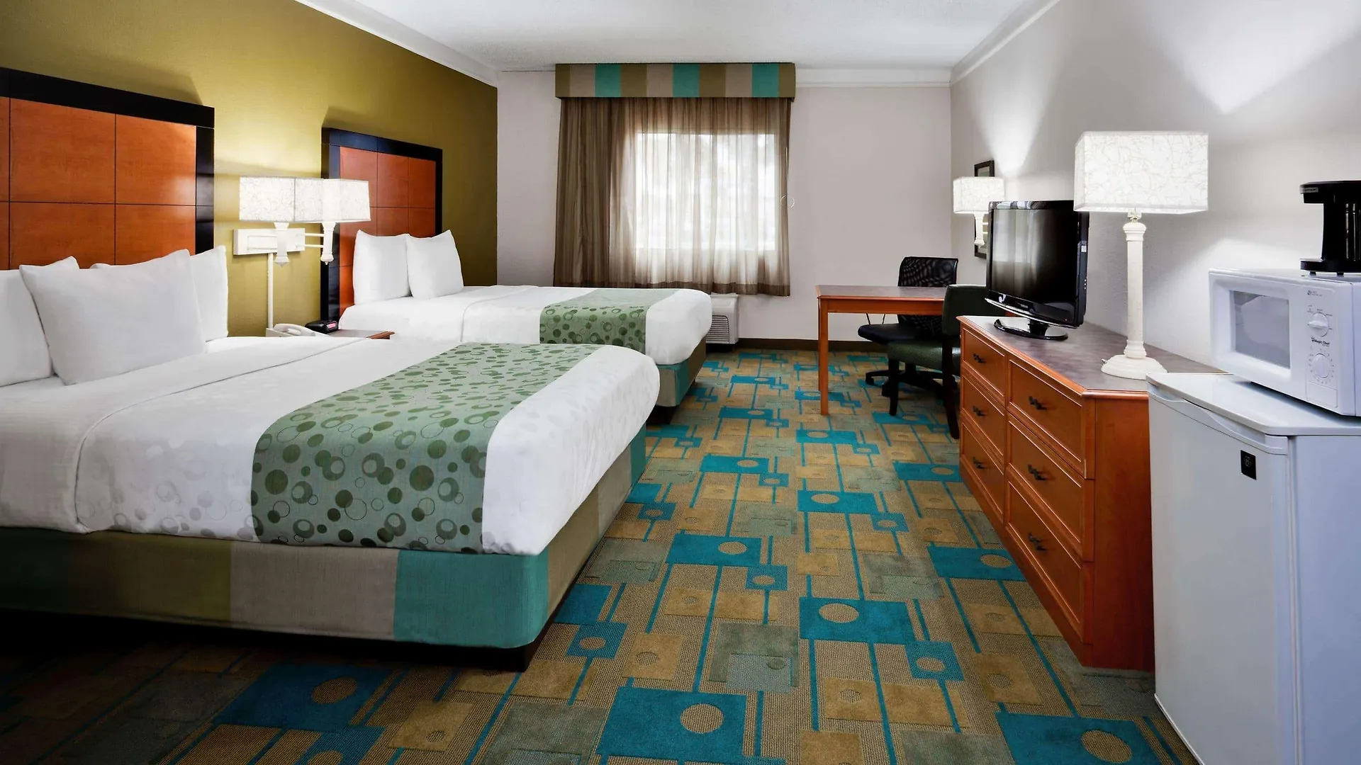 La Quinta By Wyndham St. Pete-Clearwater Airport Hotel