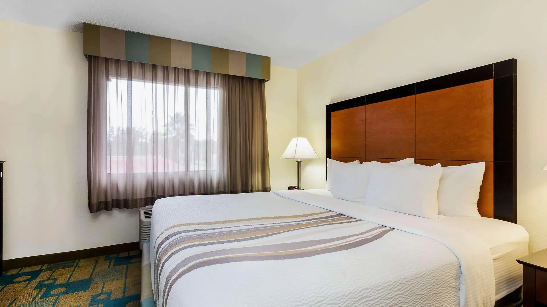 La Quinta By Wyndham St. Pete-Clearwater Airport Hotel